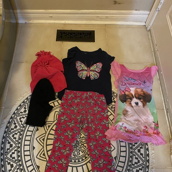 Every three pieces in $10 - Picture 1 of 15